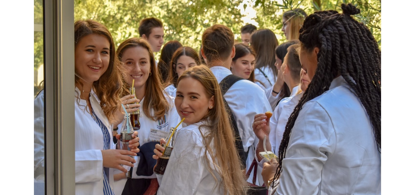 Studiji na engleskom bi mogli popuniti prazne fakultetske klupe